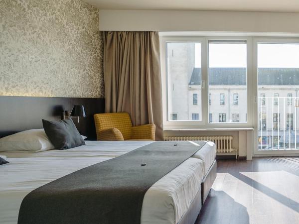 Hôtel Ambassadeur : photo 3 de la chambre chambre lits jumeaux deluxe