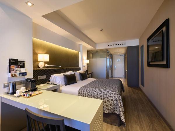 Catalonia Square 4* Sup : photo 4 de la chambre suite junior