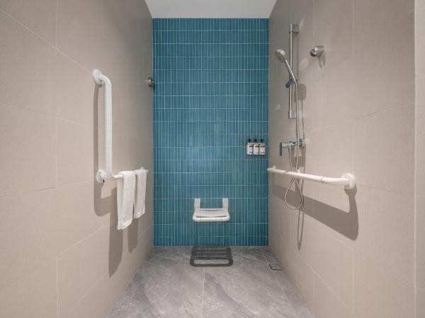 Holiday Inn Express Shenzhen Futian Center, an IHG Hotel : photo 4 de la chambre chambre lit king-size standard - accessible aux personnes à mobilité réduite