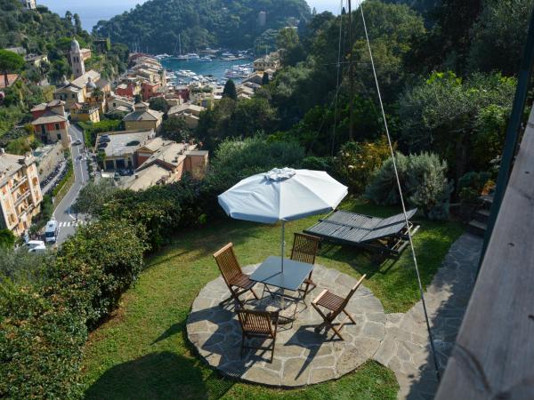 B&B Tre Mari Portofino -Nestled in Nature- : photo 7 de la chambre chambre double avec balcon - vue sur mer