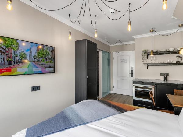 ODDSSON Downtown Hotel : photo 6 de la chambre studio double