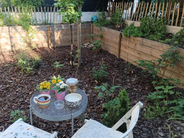 Maison Arelate : photo 2 de la chambre chambre double - vue sur jardin