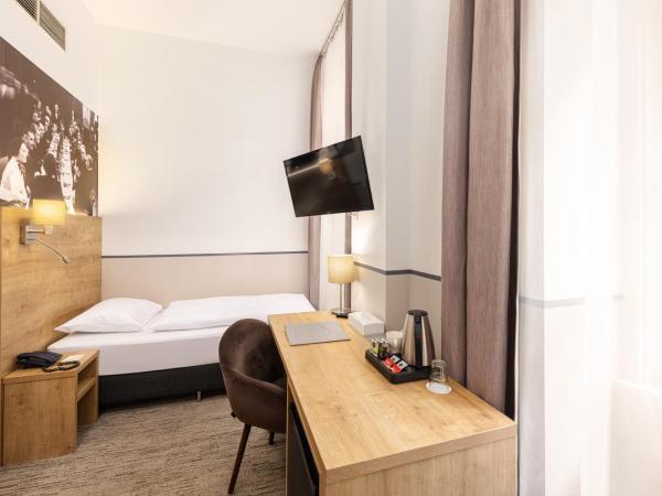 City Hotel Ring : photo 3 de la chambre chambre simple