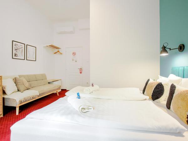 Maverick Ensuites : photo 4 de la chambre chambre double avec salle de bains privative