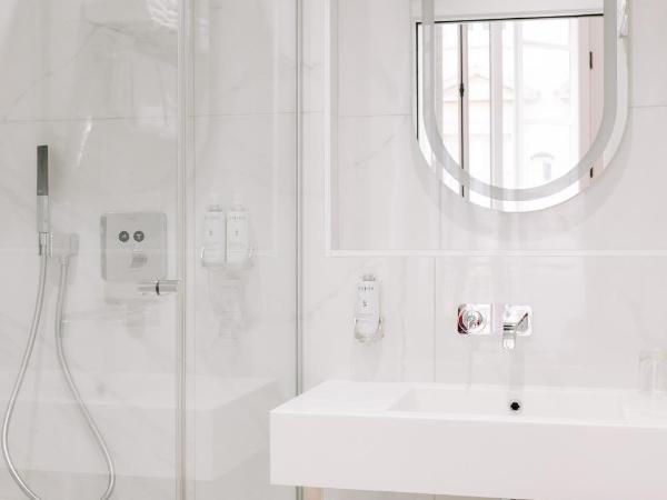 Hôtel Majestic : photo 4 de la chambre chambre double deluxe