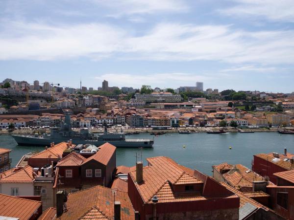 Hotel Carris Porto Ribeira : photo 5 de la chambre chambre double ou lits jumeaux basique - vue sur rivière