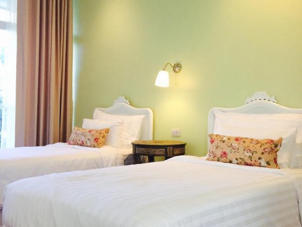 Nai Suan Bed and Breakfast : photo 1 de la chambre suite lits jumeaux avec balcon