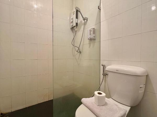 Ngeeb bed and EV station : photo 2 de la chambre chambre lits jumeaux standard