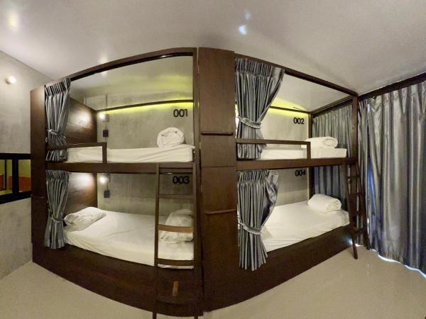 Ngeeb bed and EV station : photo 4 de la chambre chambre familiale deluxe