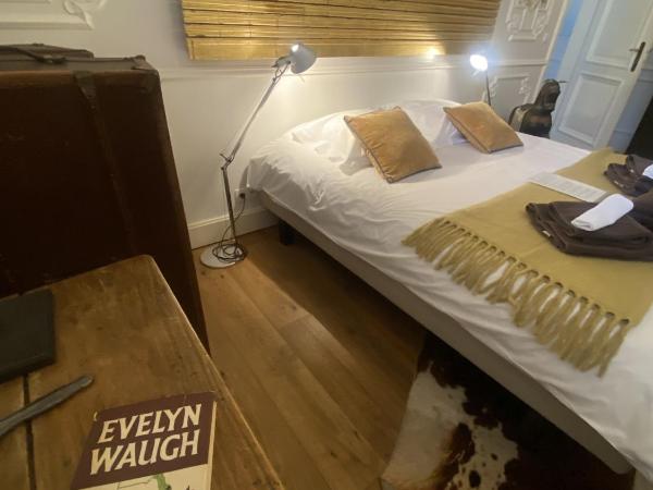 The Museum - Au Lit, Jérôme! : photo 3 de la chambre suite hemingway