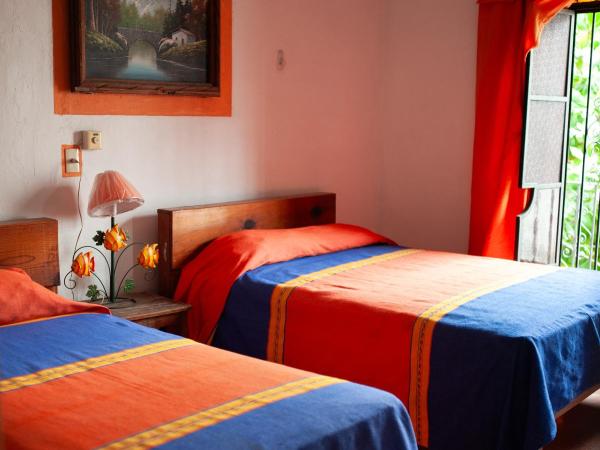 Hotel Azteca : photo 5 de la chambre chambre triple supérieure