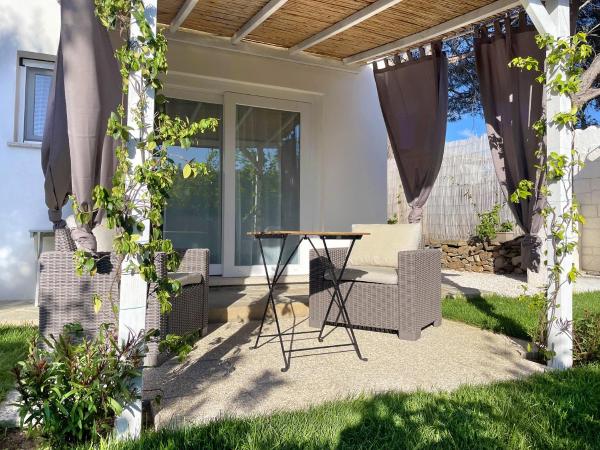 Sea Love : photo 2 de la chambre chambre double avec terrasse et jardin