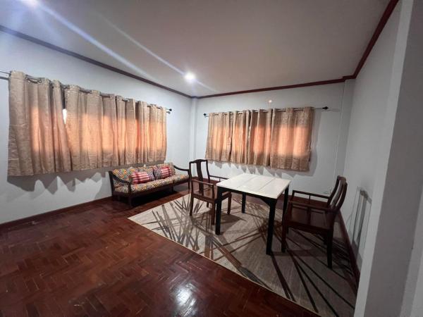 RT House : photo 2 de la chambre suite