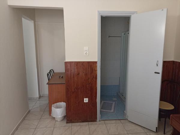 Elite Hotel : photo 5 de la chambre chambre familiale avec salle de bains privative