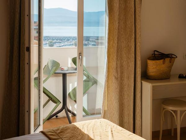 Hôtel Du Golfe : photo 4 de la chambre suite - vue sur mer