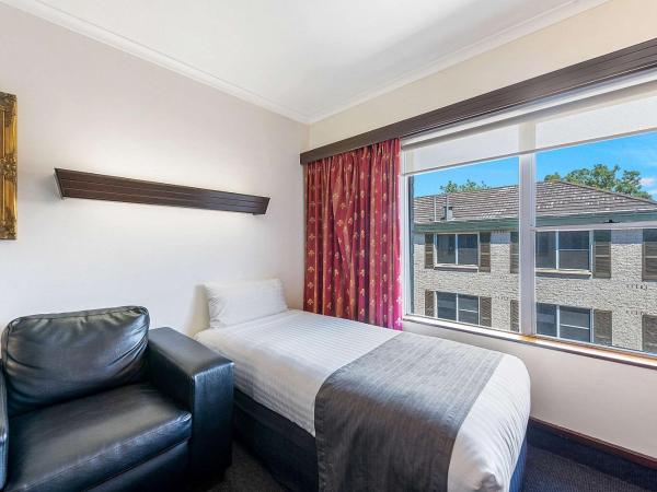 Quality Hotel Colonial Launceston : photo 3 de la chambre queen room with extra-bed - non-smoking
