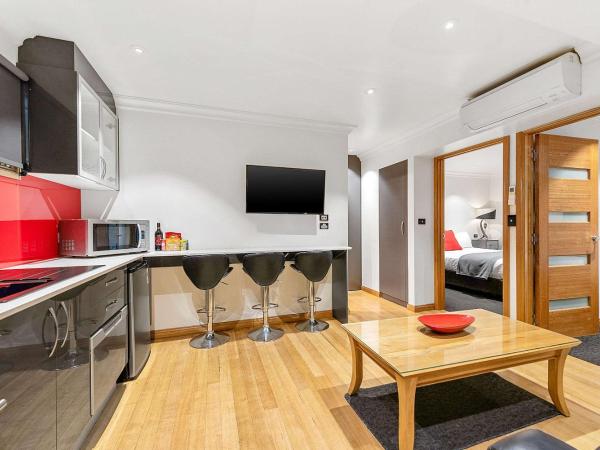 Quality Hotel Colonial Launceston : photo 2 de la chambre appartement 2 chambres