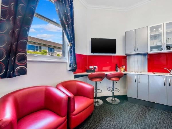 Quality Hotel Colonial Launceston : photo 2 de la chambre king penthouse with spa bath - non-smoking