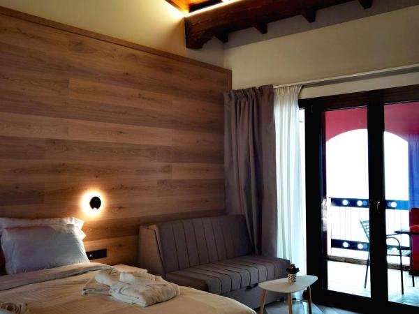 Z Inn Ioannina : photo 9 de la chambre chambre double – vue sur lac