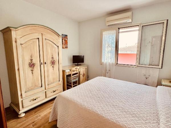 Affittacamere Ciro's House : photo 8 de la chambre chambre double ou lits jumeaux avec salle de bains privative
