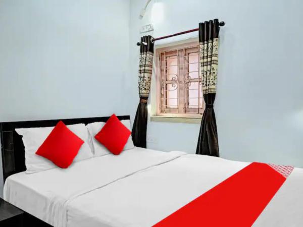 Hotel Laxmi Guest House Jadavpur - Excellent Service : photo 1 de la chambre chambre double deluxe
