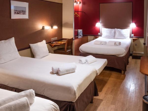 Hôtel Marignan : photo 1 de la chambre chambre quintuple avec douche et toilettes privatives