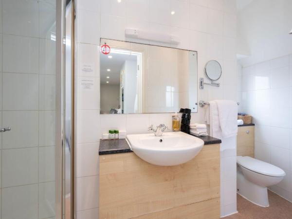 The Lanes Hotel : photo 5 de la chambre chambre familiale - vue latérale sur mer