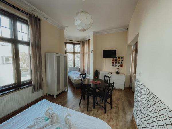 Central Sopot : photo 4 de la chambre studio lit king-size avec canapé-lit