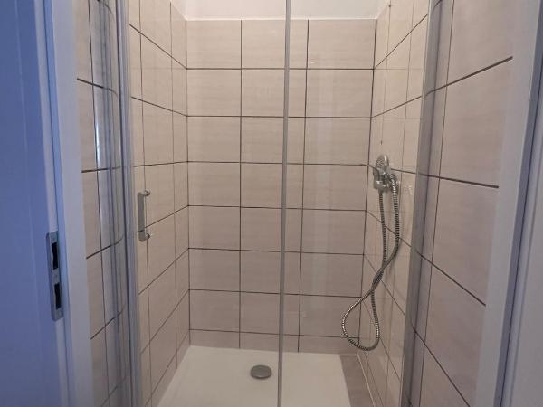 Apartamenty Gołębia-Budget : photo 4 de la chambre chambre double standard avec salle de bains commune