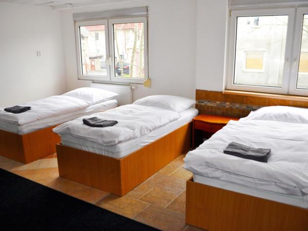 Lotos : photo 2 de la chambre lit simple en dortoir