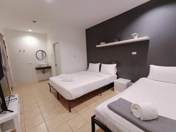 Chino Town Gallery Alley - SHA Plus : photo 1 de la chambre chambre triple