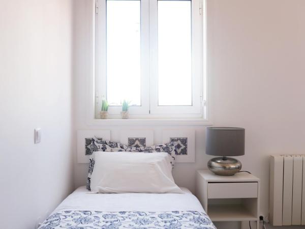 Guest House Triunfo : photo 3 de la chambre chambre lits jumeaux