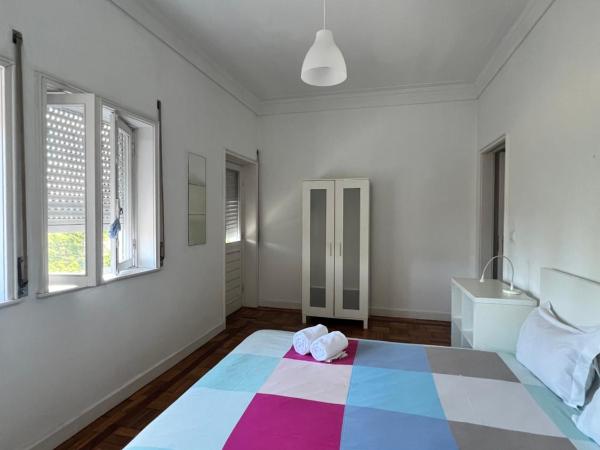 Relógio Guest House : photo 1 de la chambre chambre double avec salle de bains commune