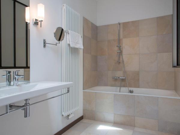 Clos de Vallombreuse, The Originals Relais : photo 3 de la chambre chambre double - vue sur jardin