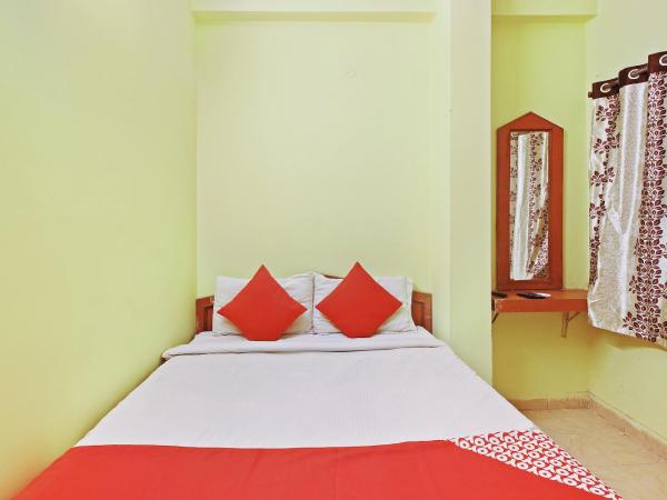 OYO Prince Residency : photo 7 de la chambre chambre triple classique