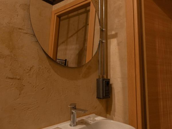 Hostel 7 : photo 4 de la chambre chambre quadruple supérieure 