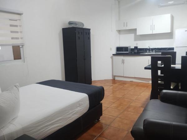 Loft Hotel Malecón Vallarta : photo 3 de la chambre chambre double