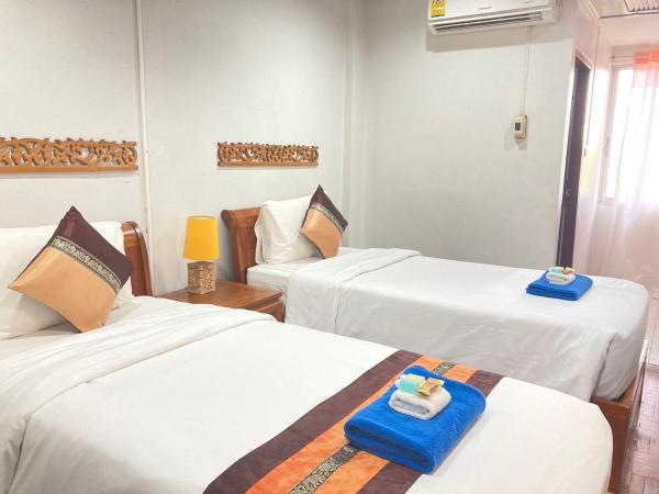 Wiriya House : photo 7 de la chambre chambre lits jumeaux deluxe