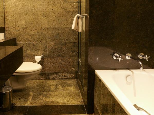 The Manor - New Delhi : photo 8 de la chambre suite manoir