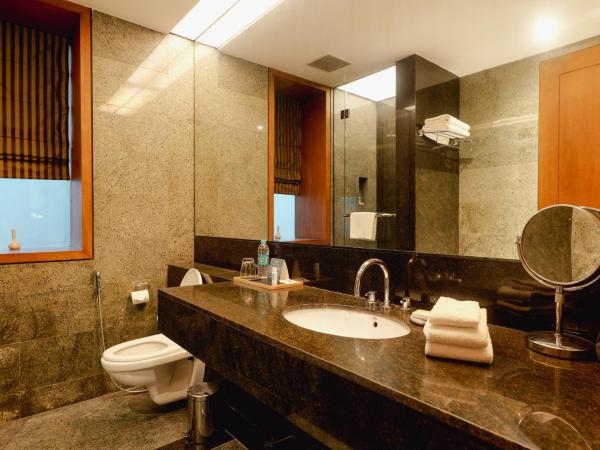 The Manor - New Delhi : photo 10 de la chambre chambre signature