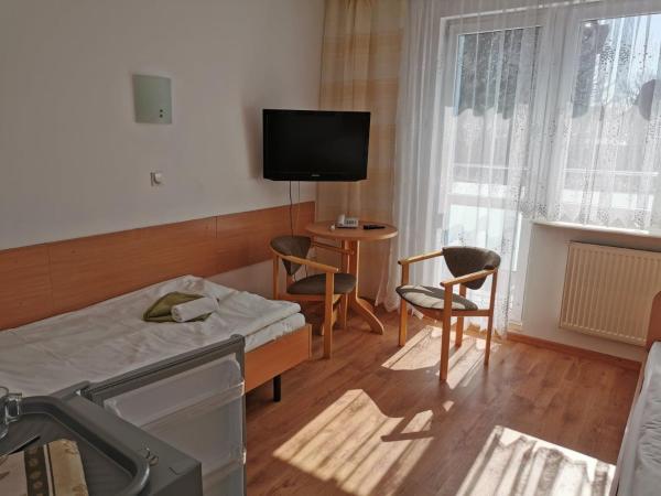 SP ZOZ Sanatorium Uzdrowiskowe MSWiA w Kołobrzegu : photo 1 de la chambre chambre simple avec balcon