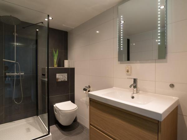 Six Boutique Hotel : photo 9 de la chambre chambre double avec terrasse