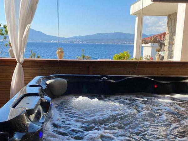 Résidence CasaBianca Porticcio - Aïtone : photo 1 de la chambre appartement 3 chambres - vue sur mer