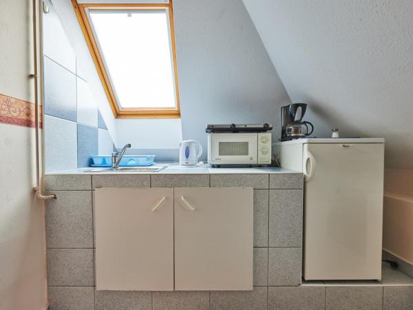 ADA Apartmanház : photo 8 de la chambre suite familiale