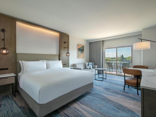 The Westin Sacramento Riverfront Hotel & Spa : photo 7 de la chambre guest room, 1 king, river view, balcony