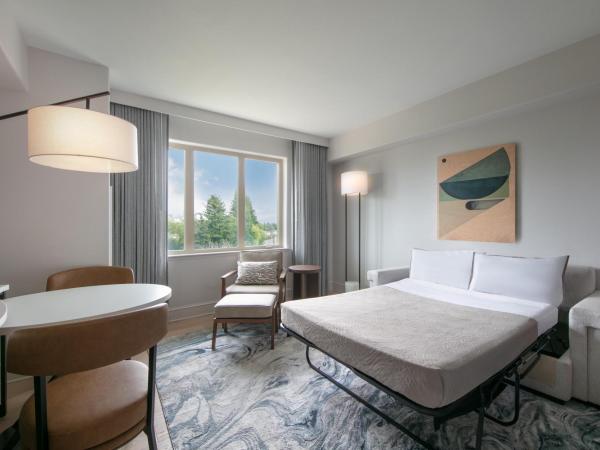 The Westin Sacramento Riverfront Hotel & Spa : photo 3 de la chambre suite junior avec cheminée