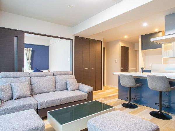 Dream Inn Hakata : photo 1 de la chambre 【main building】family room - non-smoking