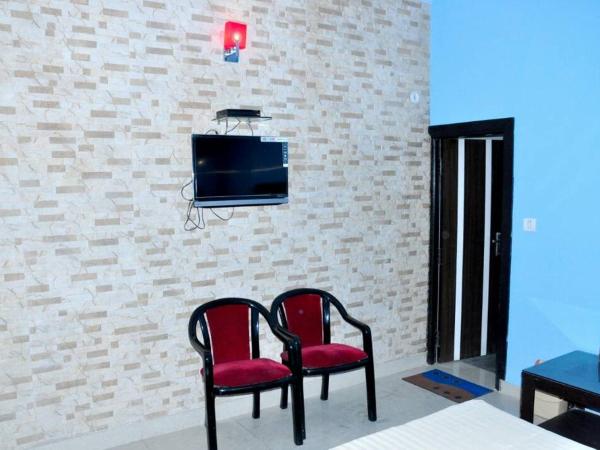 Hotel Tourist Bar & Restaurant : photo 2 de la chambre chambre double