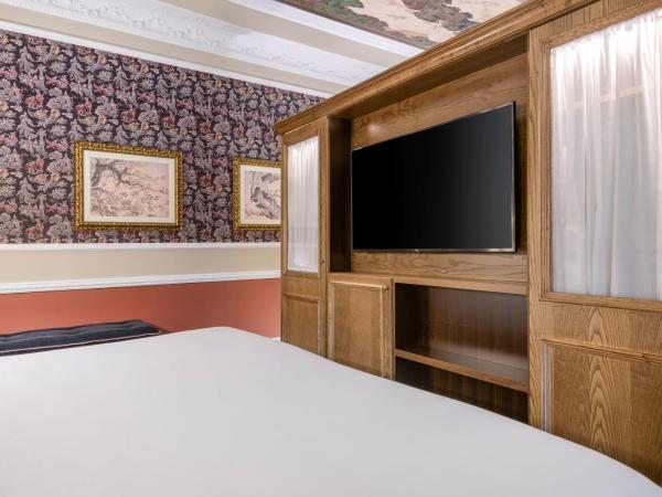 Hotel Palacio del Retiro, Autograph Collection : photo 6 de la chambre suite junior avec lit king-size
