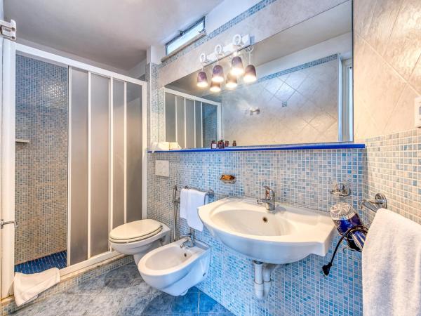 Villa Ravino Secret Retreat : photo 8 de la chambre appartement avec terrasse